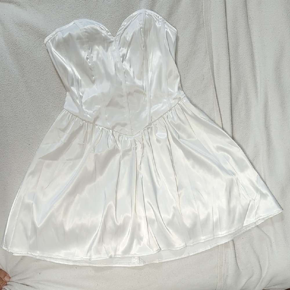 Elegant White Satin Bustier Dress